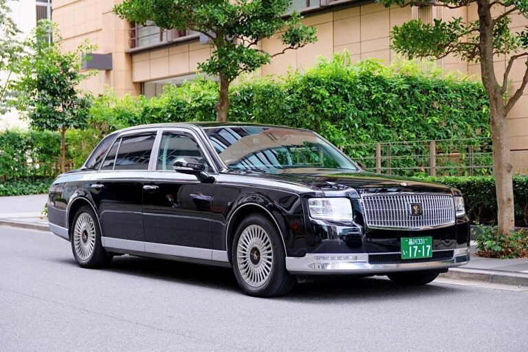 Toyota Century